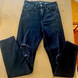 H&M True to You Skinny Jeans, Size Small